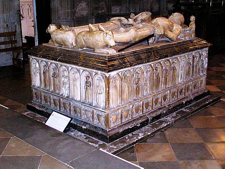 Warwick - Tomb Detail